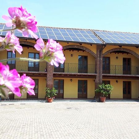 Agriturismo Cascina Del Peso 莱尼 外观 照片